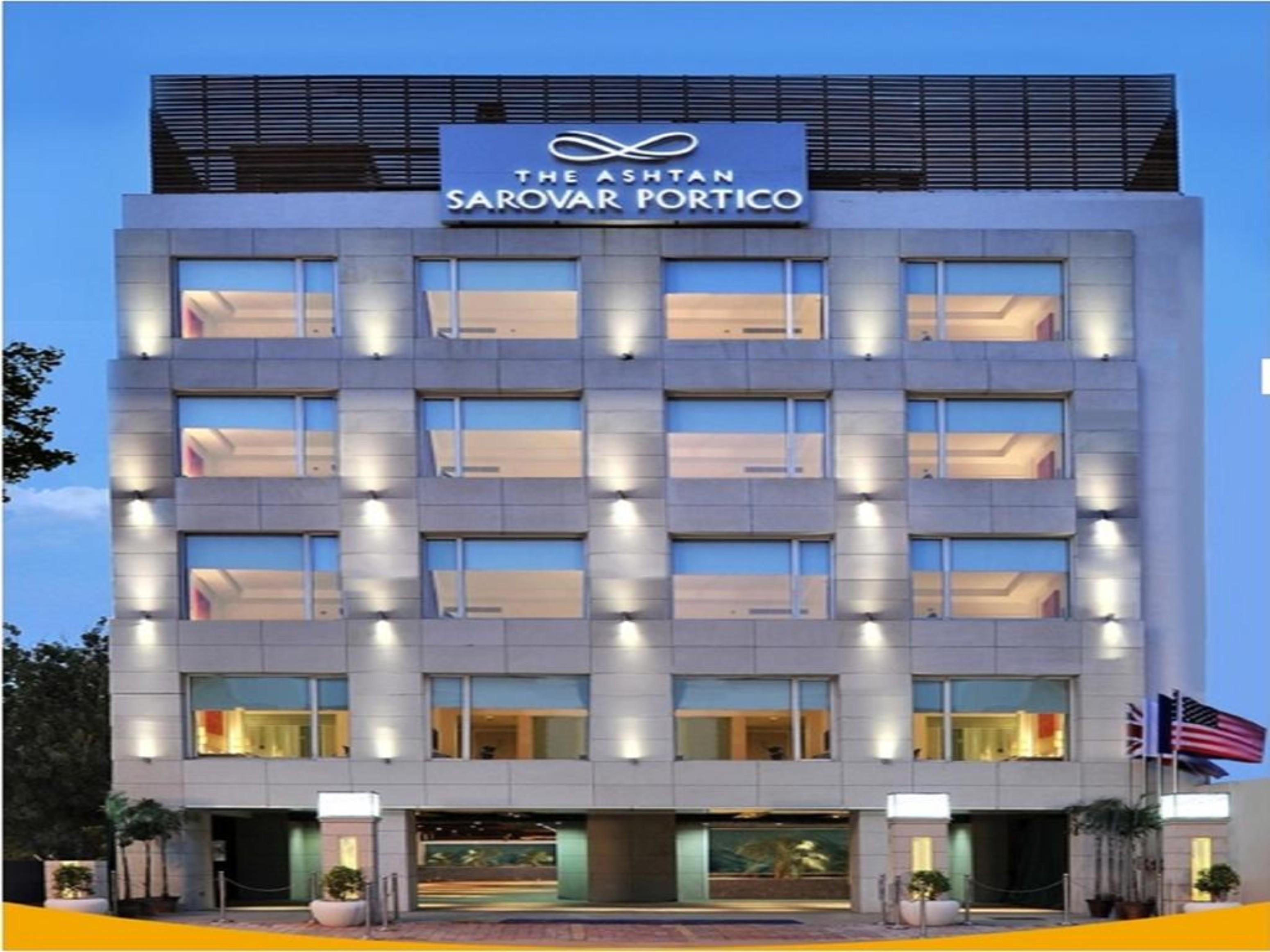 The Ashtan Sarovar Portico New Delhi Exterior photo